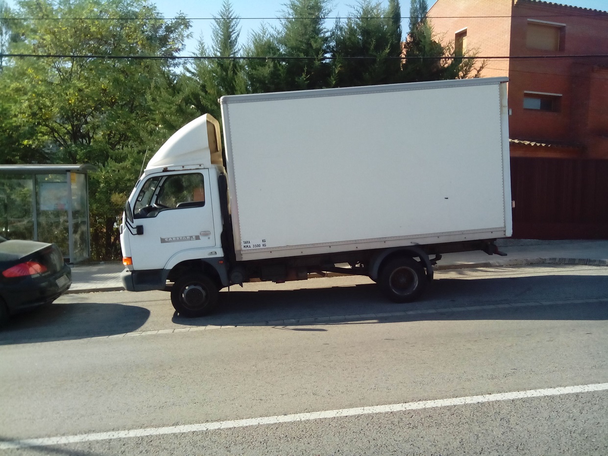 ****OPORTUNIDAD NISSAN CABSTAR E DIESEL 4.000€*****