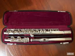 flauta travesera en perfecto estado 