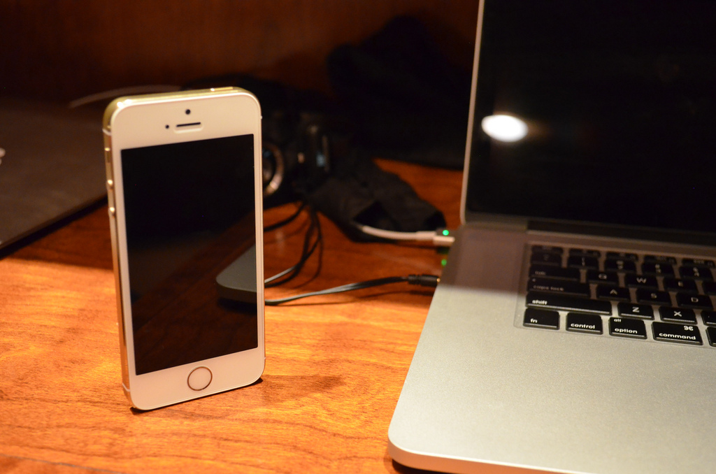  En/Venta: IPHONE 5s 64GB,Htc one/Samsung Galaxy S5,Playstion 4